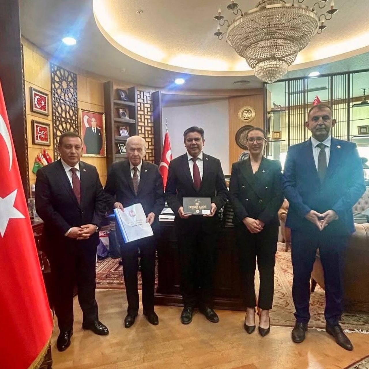 MHP LİDERİ BAHÇELİ'Yİ SÖĞÜT ŞENLİKLERİNE DAVET ETTİLER