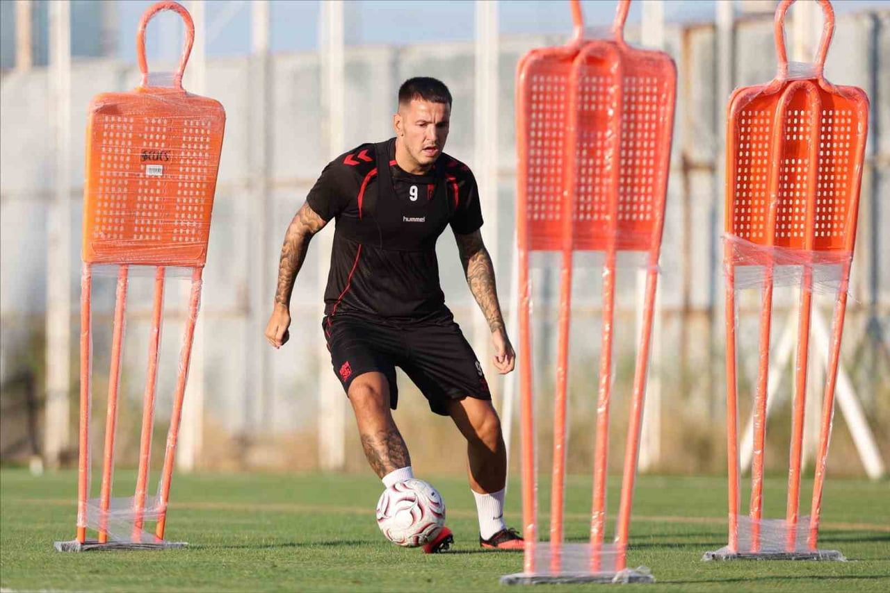 SİVASSPOR, TRENDYOL 1. LİG 2026-2027 SEZONUNUN İKİNCİ HAFTASINDA KAYSERİSPOR İLE OYNAYACAĞI...
