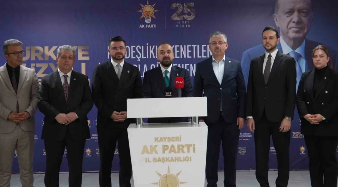 TÜRKİYE YÜZYILI BULUŞMALARI KAPSAMINDA KAYSERİ'YE GELEN AK PARTİ TANITIM VE MEDYA BAŞKANI FARUK...