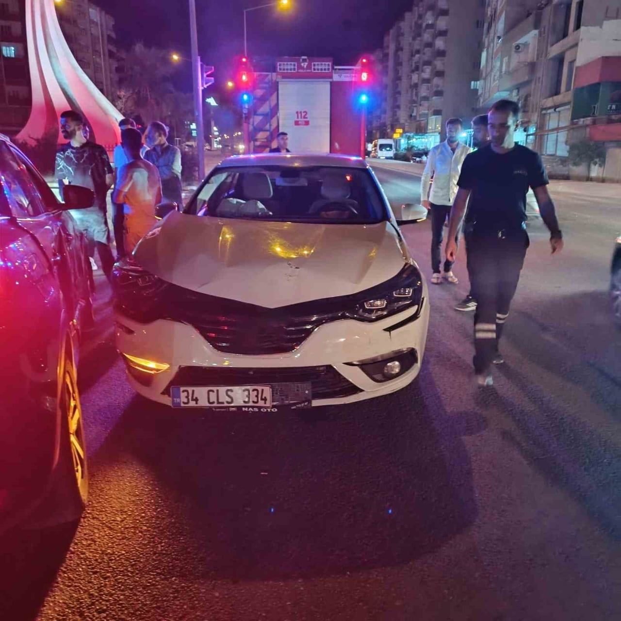 MARDİN'DE İKİ OTOMOBİLİN ÇARPIŞMASI SONUCU MADDİ HASAR MEYDANA GELDİ.