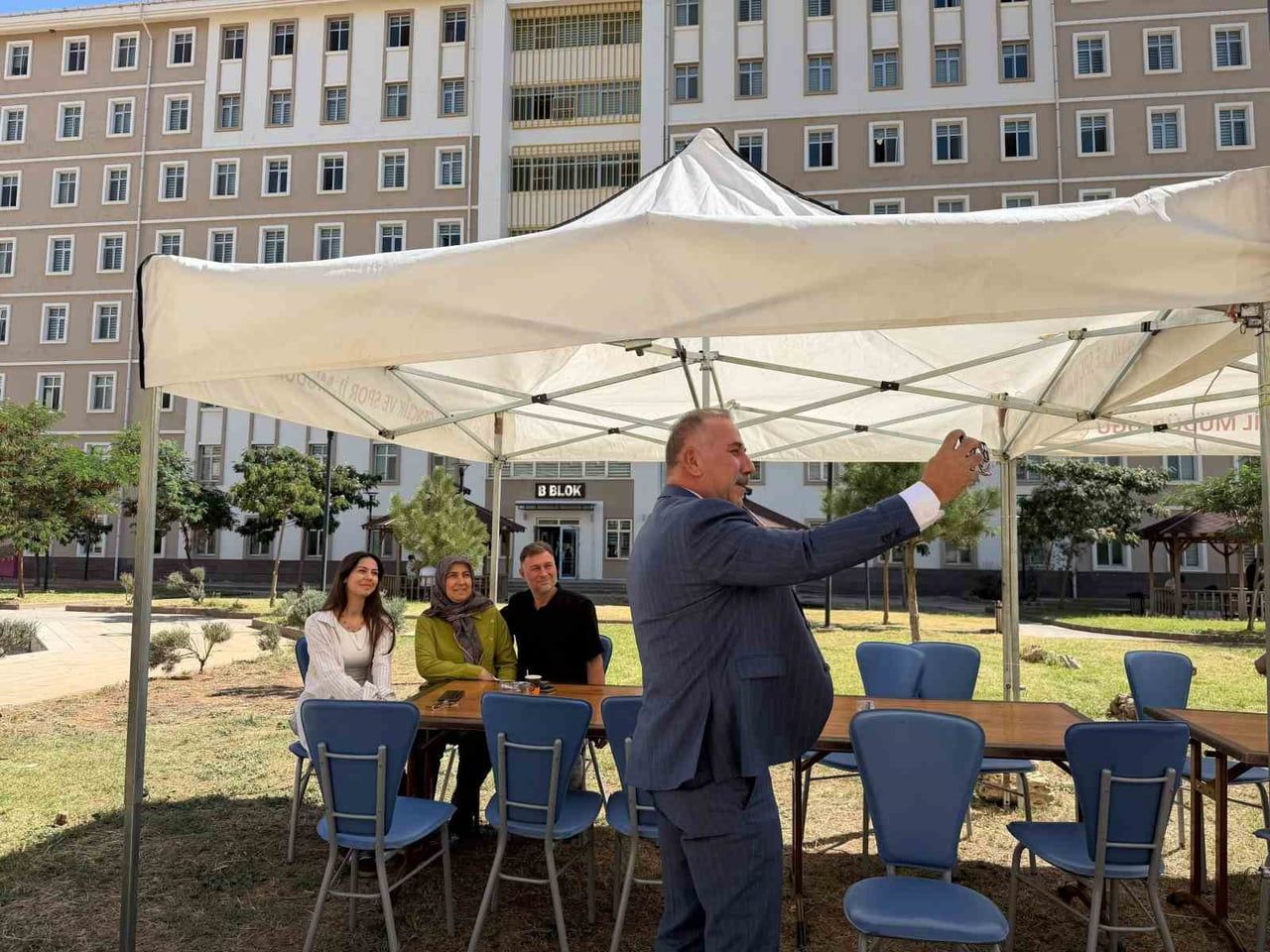 AYDIN'DA ÜNİVERSİTE ÖĞRENCİLERİNİN YENİ EĞİTİM-ÖĞRETİM DÖNEMİ ÖNCESİNDE YURT KAYIT İŞLEMLERİ...