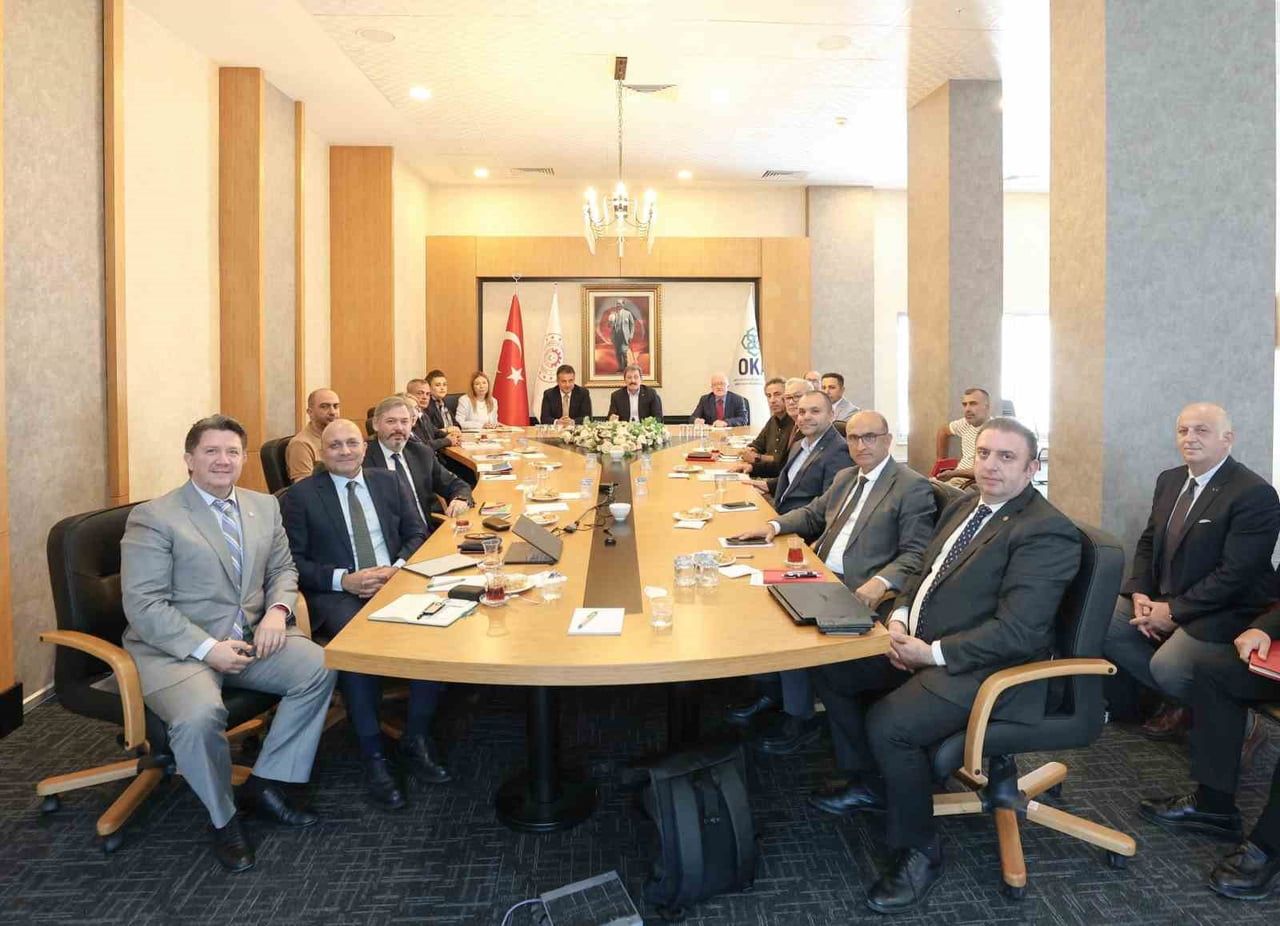 SAMSUN’UN DİJİTAL ALTYAPI YATIRIMLARI VE YAPAY ZEKA DESTEKLİ VERİ MERKEZLERİ AÇISINDAN SAHİP...
