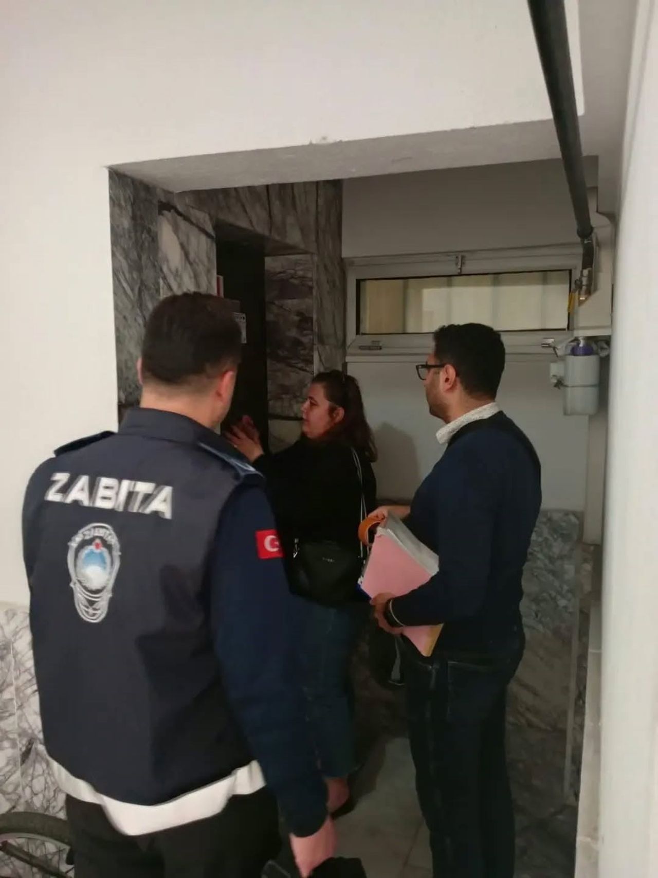 AYDIN'IN GERMENCİK İLÇESİNDE GERÇEKLEŞTİRİLEN KONTROLLERDE EKSİKLİKLERİ TESPİT EDİLEN VE KIRMIZI...
