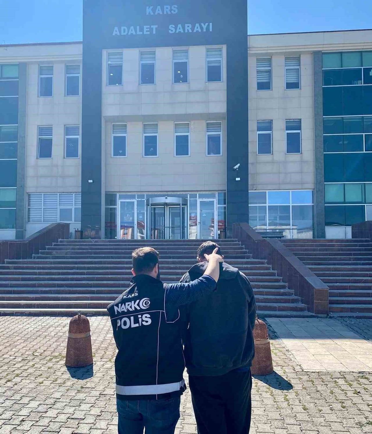 KARS’TA UYUŞTURUCU OPERASYONU(KARS-İHA)