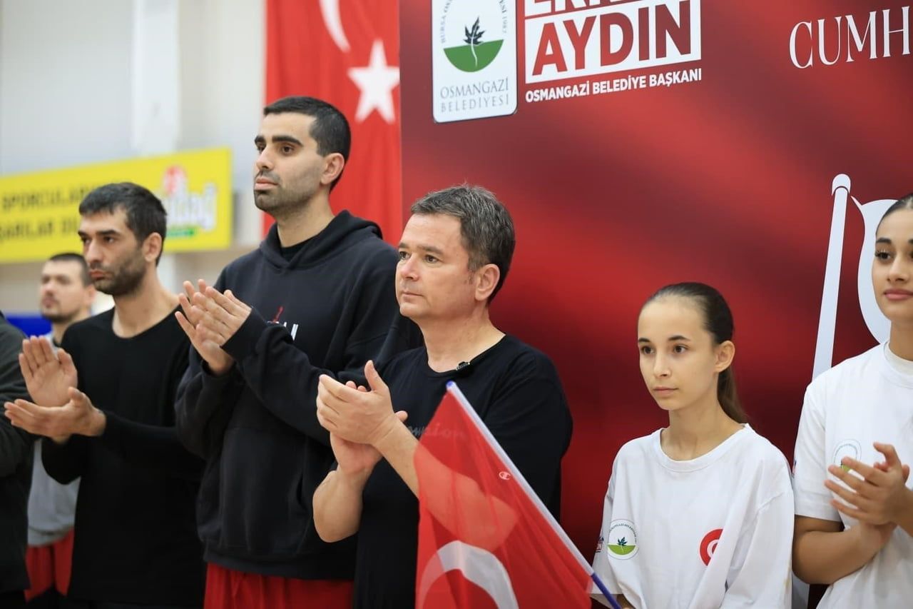 OSMANGAZİ BELEDİYESİ TARAFINDAN TÜRKİYE CUMHURİYETİ'NİN 103'ÜNCÜ YIL DÖNÜMÜ KUTLAMALARI KAPSAMINDA...