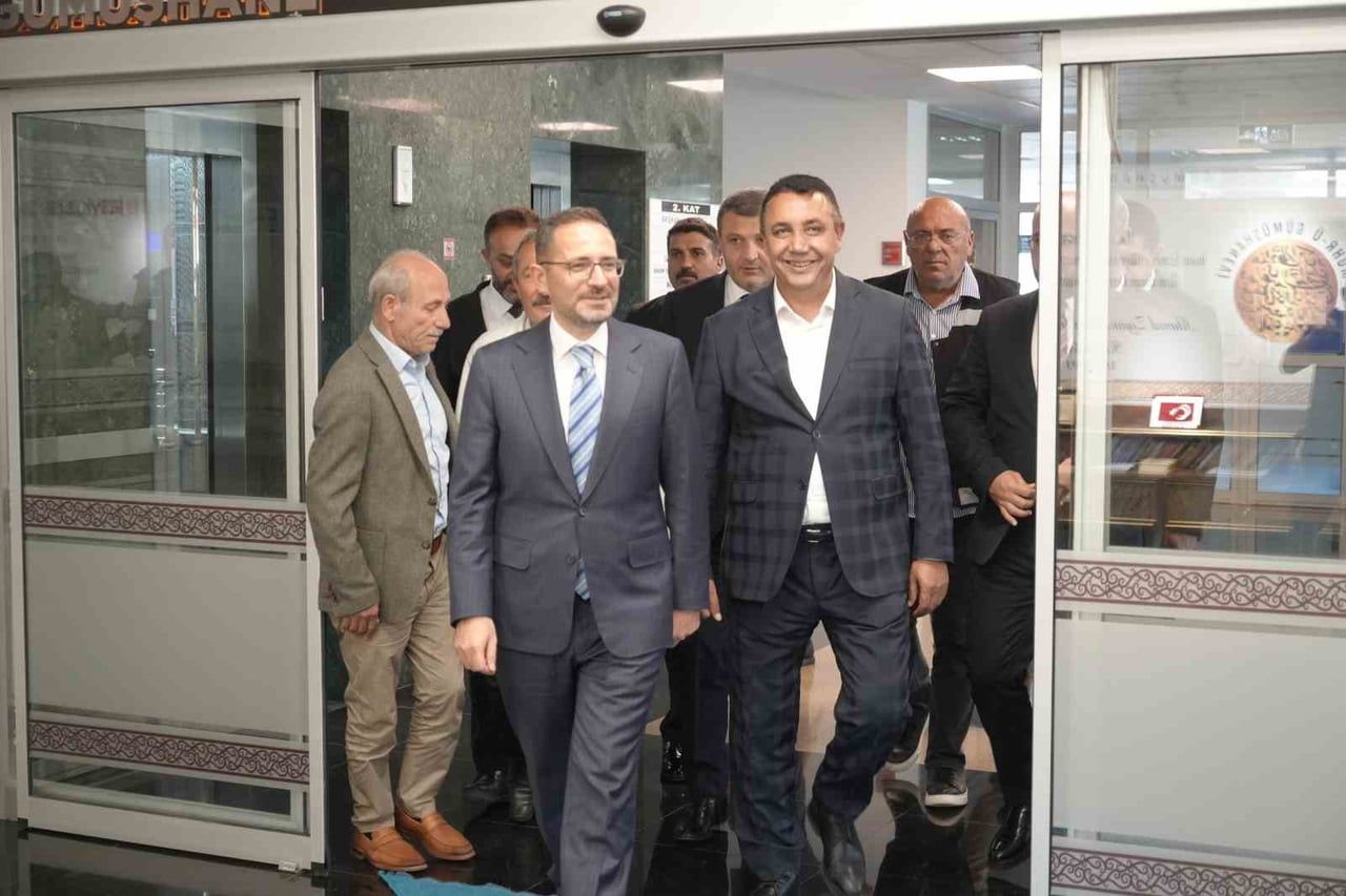 ADALET BAKAN YARDIMCISI SEDAT AYYILDIZ VE BELEDİYE BAŞKANI VEDAT SONER BAŞER