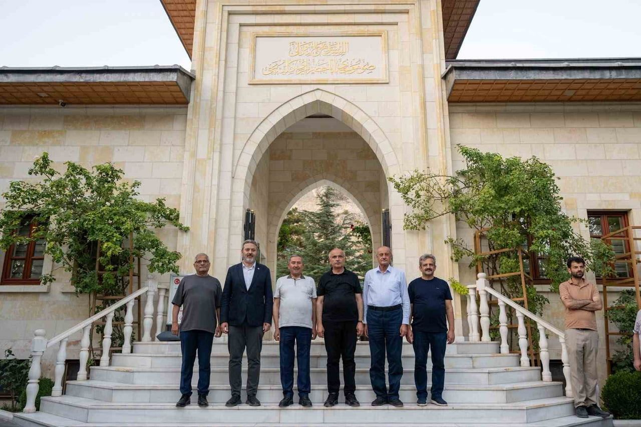 BAŞKAN ER, ULAŞIM VE TURİZM VİZYONU İÇİN SAHADA İNCELEMELERDE BULUNDU