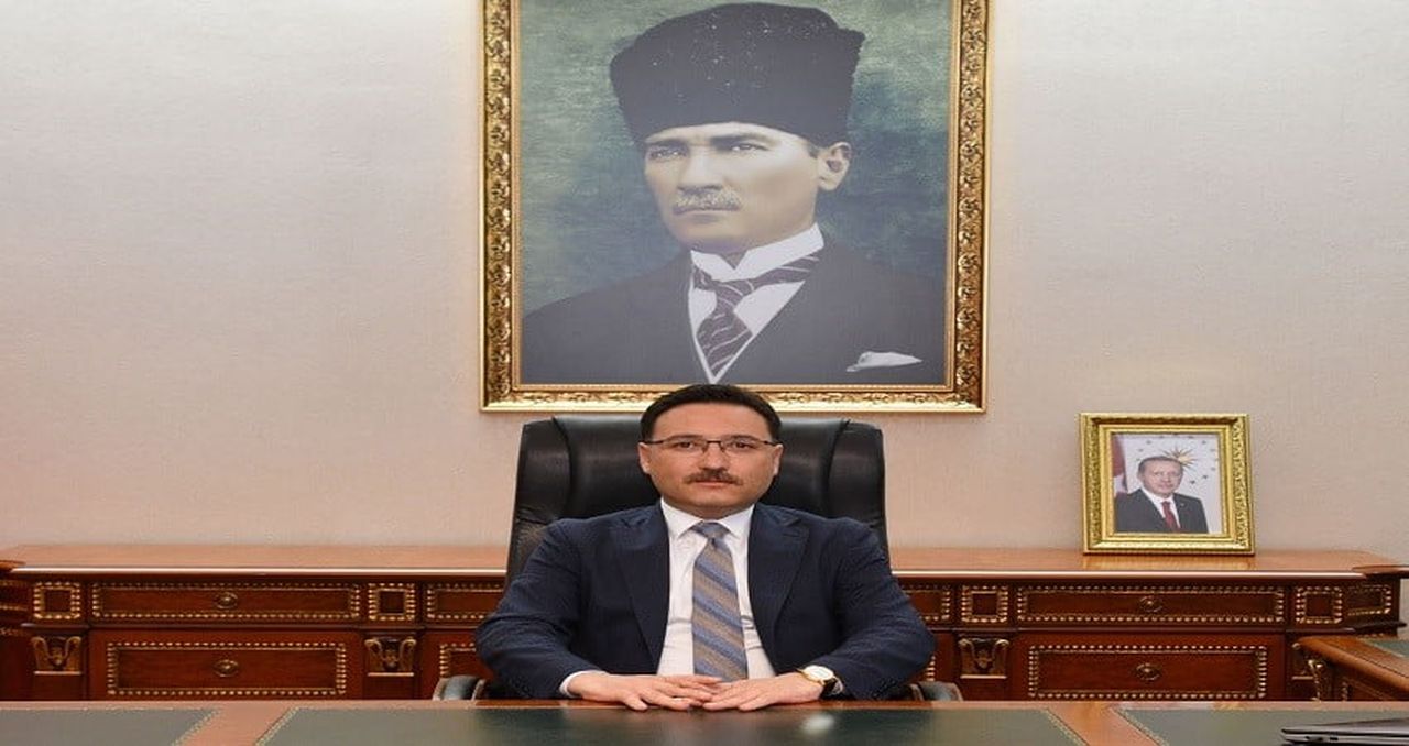 KAYSERİ PROTOKOLÜ, YAYIMLADIKLARI MESAJLAR İLE 30 AĞUSTOS ZAFER BAYRAMI'NI KUTLADI.