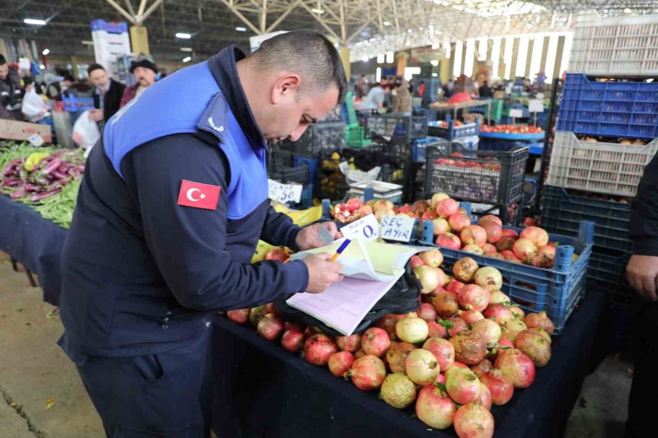 ODUNPAZARI BELEDİYESİ ZABITA MÜDÜRLÜĞÜ EKİPLERİ, 5957 SAYILI KANUN PAZAR UYGULAMA YÖNETMELİĞİ...