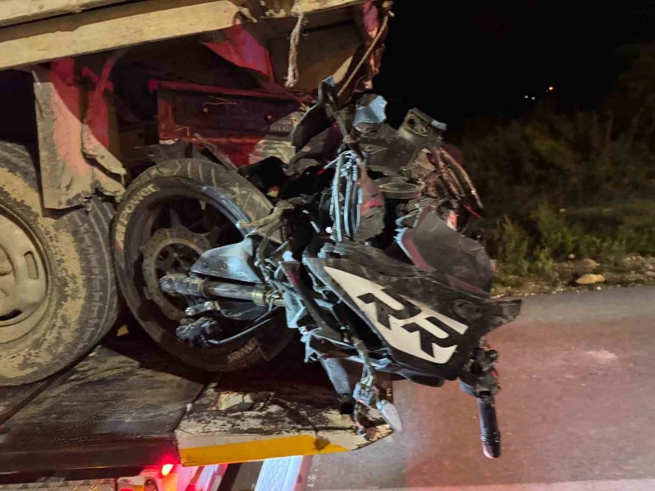 HATAY’DA PİKABLA ÇARPIŞAN MOTOSİKLETİN 19 YAŞINDAKİ SÜRÜCÜSÜ MEHMET ALTINÖZÜ HAYATINI...
