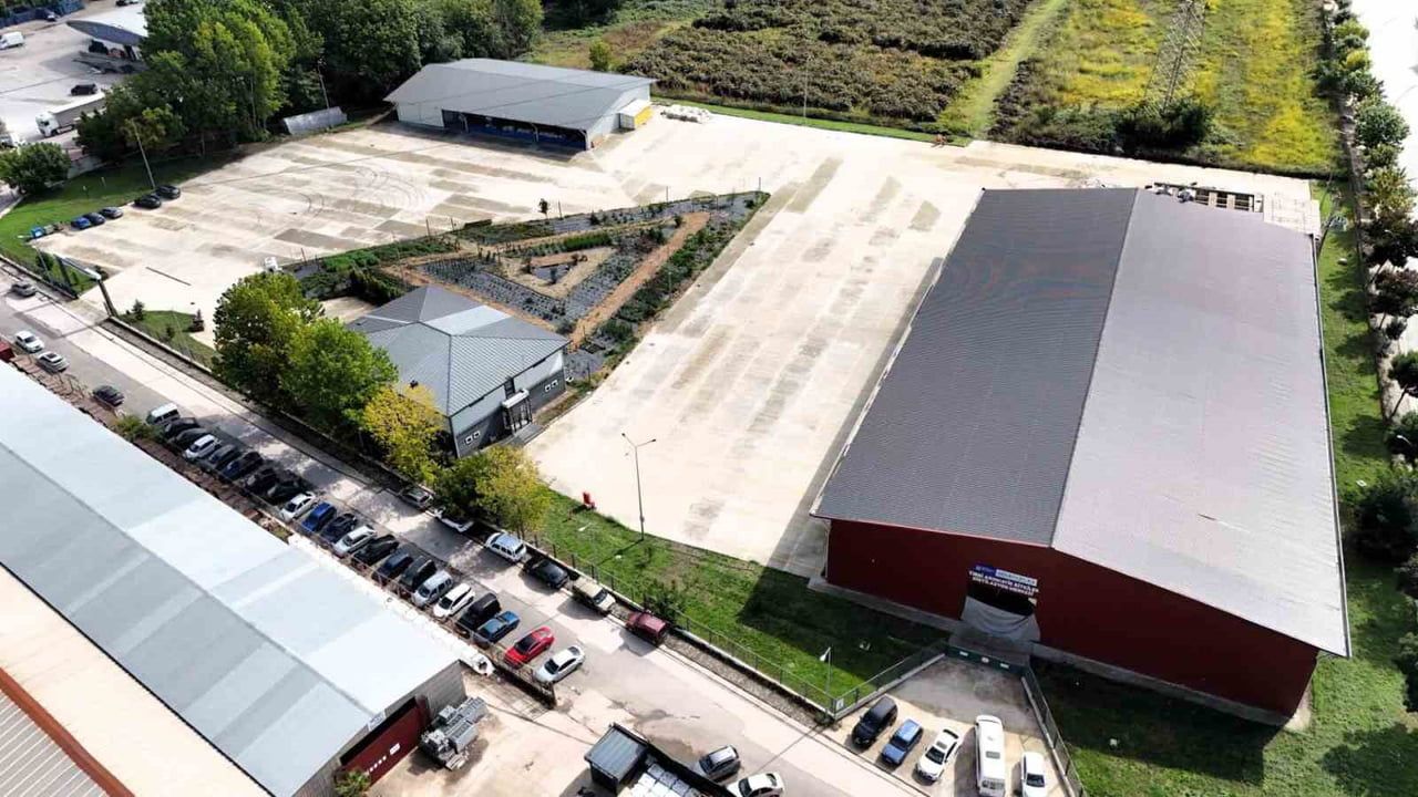 KOCAELİ’DE YEREL ÜRETİCİLERDEN TEMİN EDİLEN TIBBİ VE AROMATİK BİTKİLER, ORMANYA MARKASIYLA...