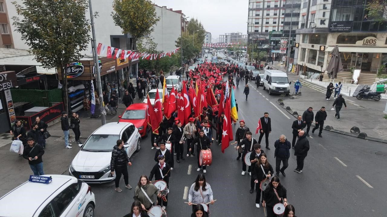 CUMHURİYET’İN 103. YIL DÖNÜMÜ, ARNAVUTKÖY’DE İKİ GÜN BOYUNCA DÜZENLENEN TÖREN VE ETKİNLİKLERLE...