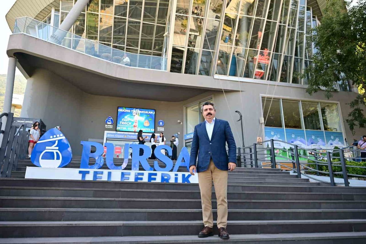 BURSA'DA YILDIRIM BELEDİYESİ, İLÇEDEKİ 4 BİN KADIN VE ÇOCUĞU TELEFERİKLE ULUDAĞ’A ÇIKARARAK...