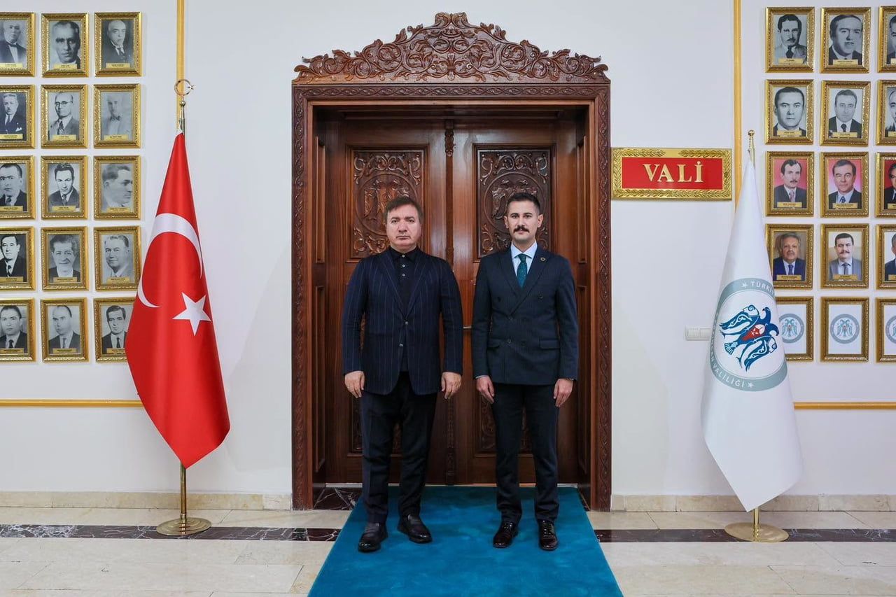 ERZİNCAN VALİSİ HAMZA AYDOĞDU, İL GÖÇ İDARESİ MÜDÜRLÜĞÜNE ATANAN BUMİNHAN EMEÇ’İ KABUL...