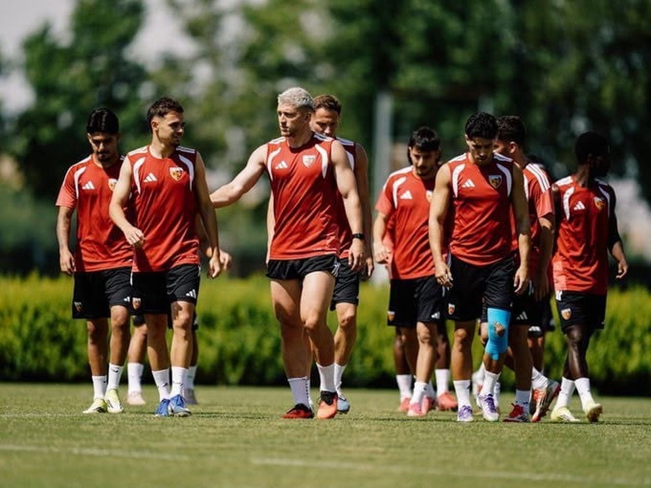 YARIN DEPLASMANDA VANSPOR İLE KARŞILAŞACAK OLAN KAYSERİSPOR, MAÇIN HAZIRLIKLARINI TAMAMLADI.