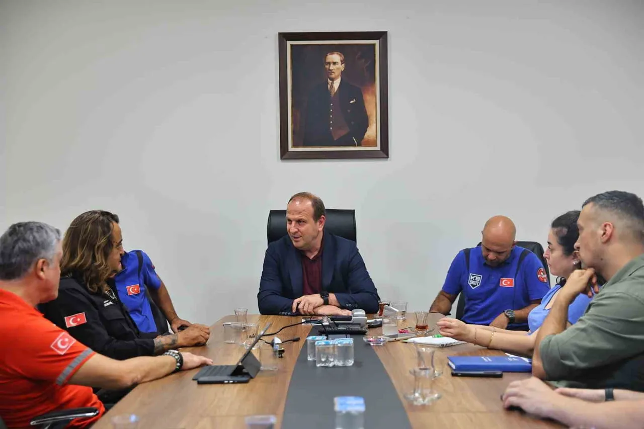 ANTALYA BÜYÜKŞEHİR BELEDİYESİ İLE SUDA ARAMA KURTARMA (SKUT) DERNEĞİ ARASINDA, KENTİN AFETLERE...