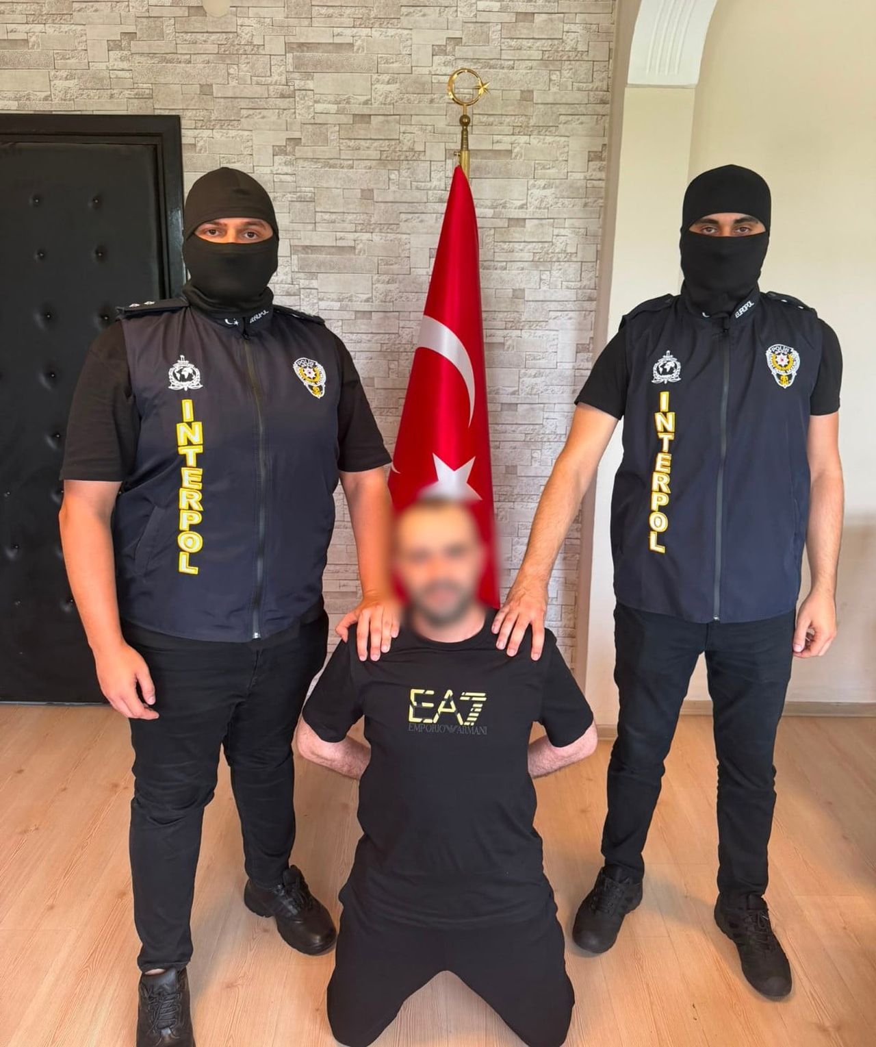 GÜRCİSTAN, 2 ORGANİZE SUÇ ÖRGÜTÜ ELEBAŞINI TÜRKİYE’YE İADE ETTİ