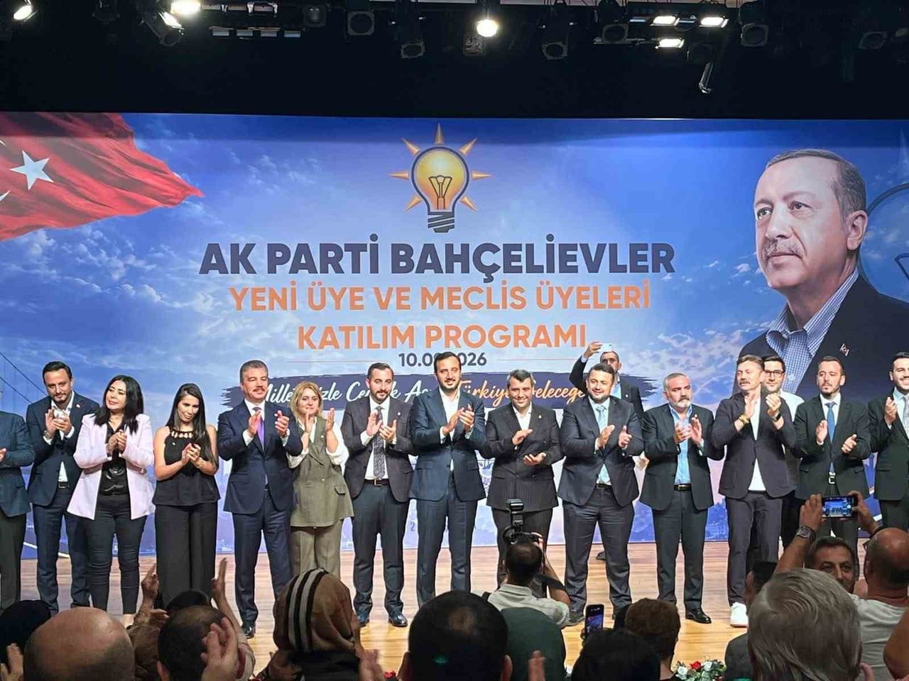 AK PARTİ BAHÇELİEVLER İLÇE BAŞKANLIĞI TARAFINDAN 'YENİ ÜYE VE MECLİS ÜYELERİ KATILIM PROGRAMI'...