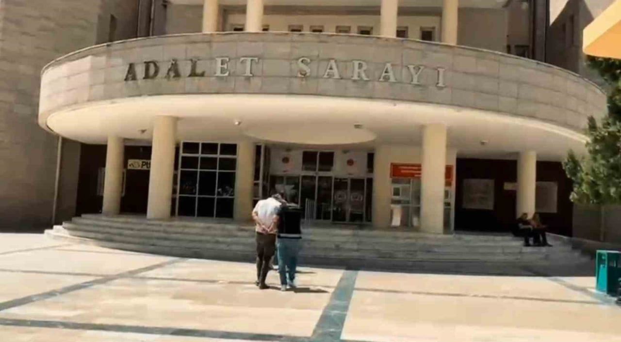 ŞÜPHELİLERİN ADLİYEYE GÖTÜRÜLMESİ