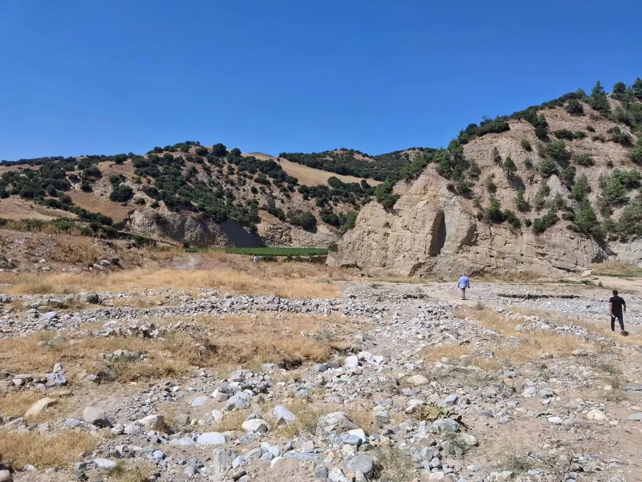 SARIGÖL’DE TARIMSAL ÜRETİME ÖNEMLİ KATKI SAĞLAMASI BEKLENEN AĞIL DERESİ GÖLETİ PROJESİ İÇİN DSİ...