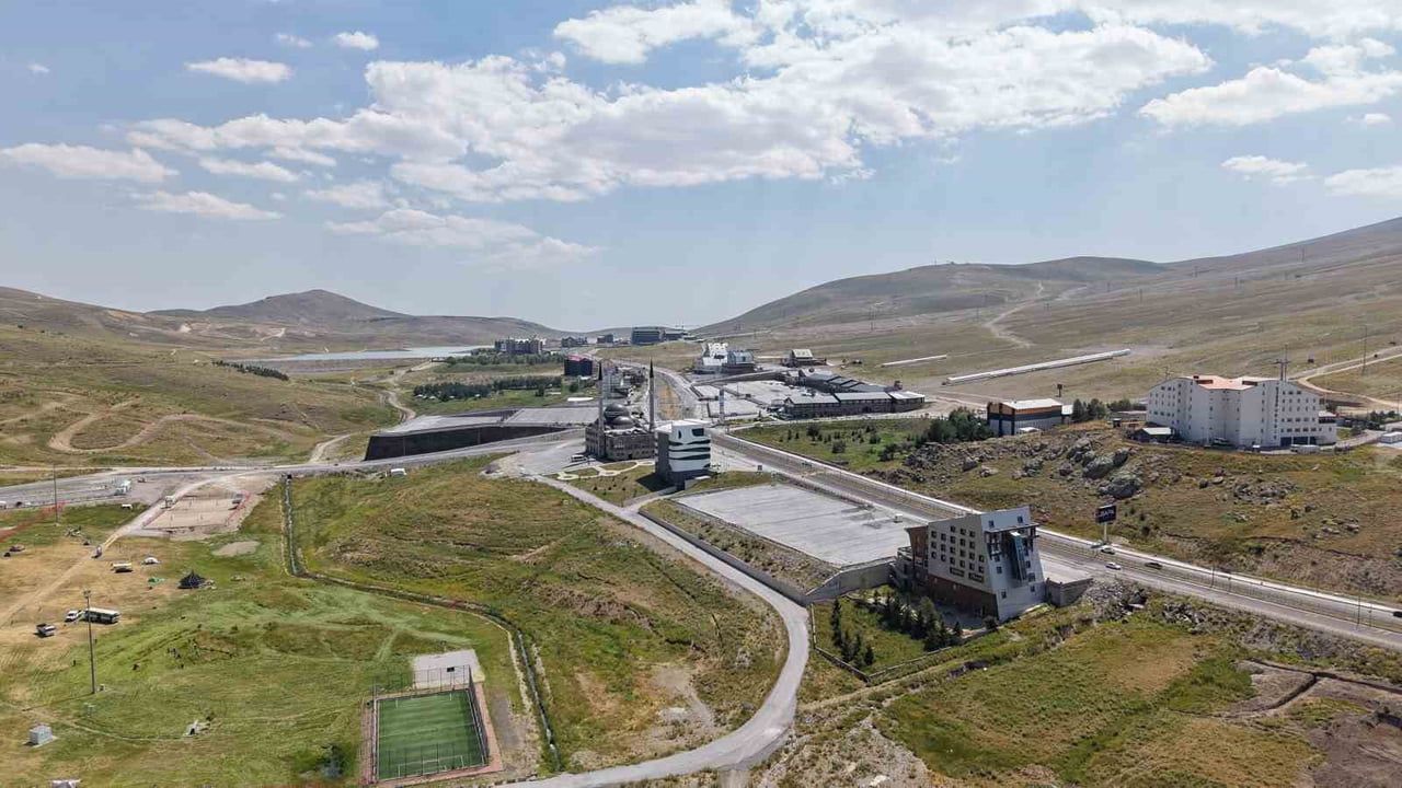 KAYSERİ BÜYÜKŞEHİR BELEDİYESİ’NİN 12 AY TURİZM VİZYONU DOĞRULTUSUNDA ERCİYES A.Ş. TARAFINDAN YAZ...