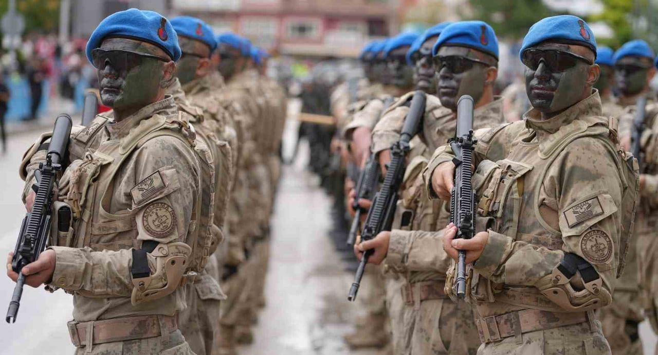 İL JANDARMA KOMUTANLIĞI KOMADOLARI TÖRENDE HAZIR BULUNDU