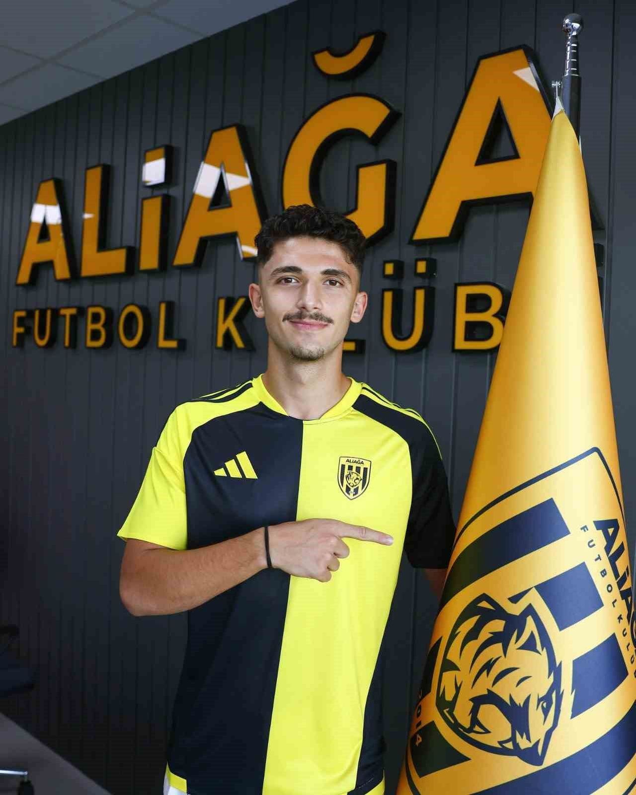 İZMİR TEMSİLCİSİ, BU KAPSAMDA KASIMPAŞA’NIN 19 YAŞINDAKİ SOL BEKİ ADNAN AKTAŞ’I SEZON SONUNA KADAR...