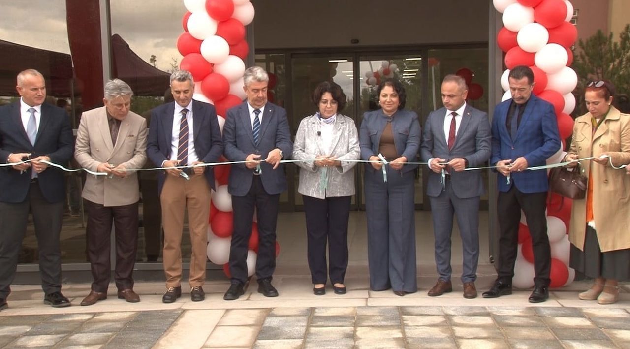 ESKİŞEHİR OSMANGAZİ ÜNİVERSİTESİ (ESOGÜ) MEŞELİK KAMPÜSÜ'NDE YAPIMI TAMAMLANAN MERKEZİ MUTFAK...