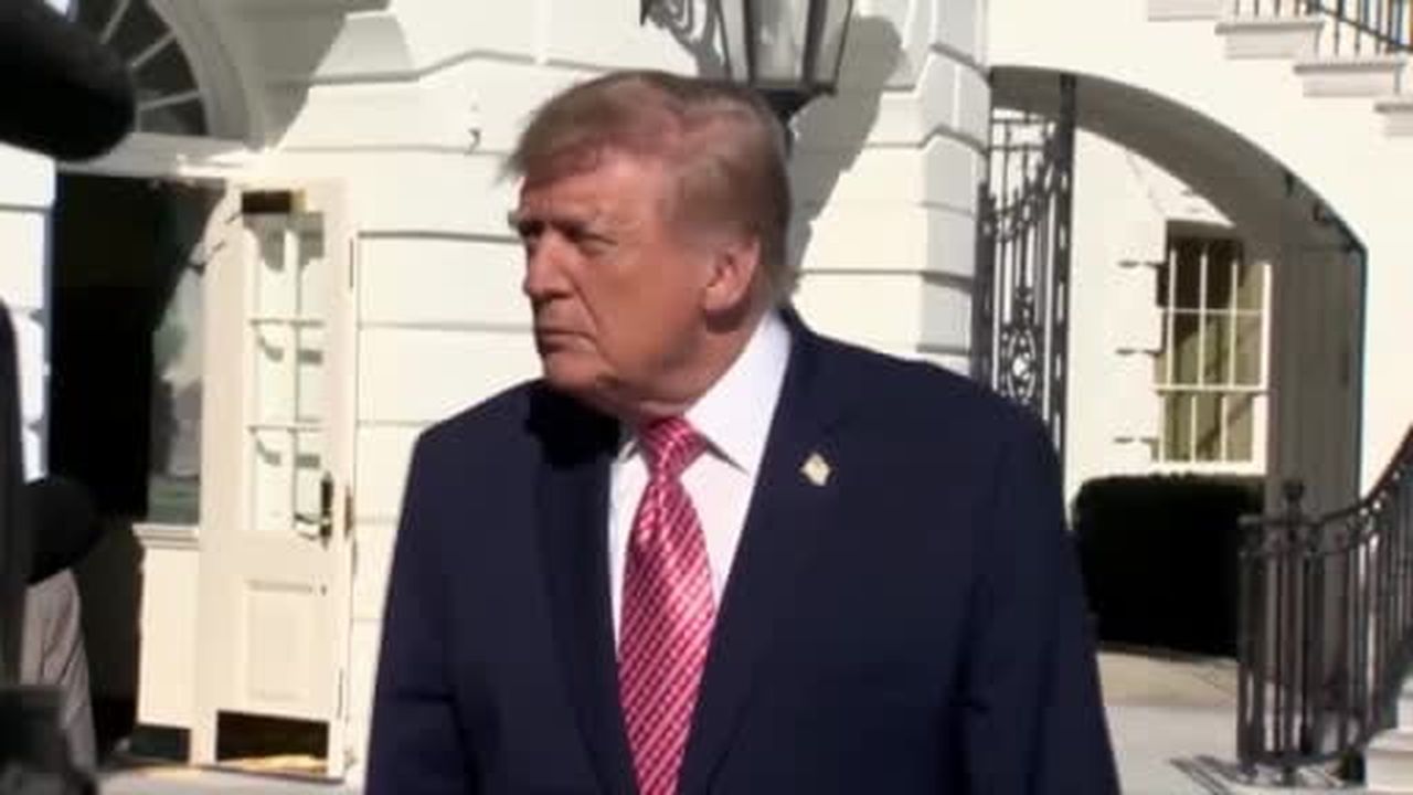 ABD Başkanı Donald Trump, Ukrayna Devlet Başkanı Vladimir Zelenskiy’nin Rusya-Ukrayna Savaşı’nı...