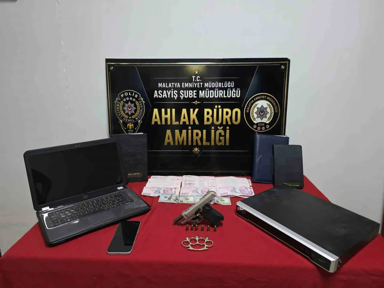 ELE GEÇİRİLENLER