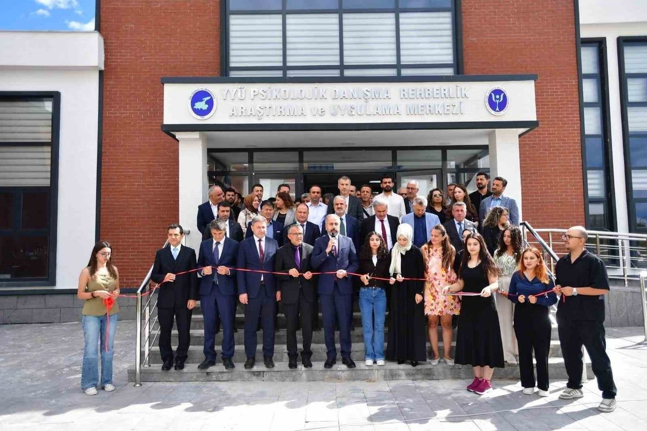 VAN YÜZÜNCÜ YIL ÜNİVERSİTESİ PSİKOLOJİK DANIŞMANLIK VE REHBERLİK, ARAŞTIRMA VE UYGULAMA MERKEZİNİN...