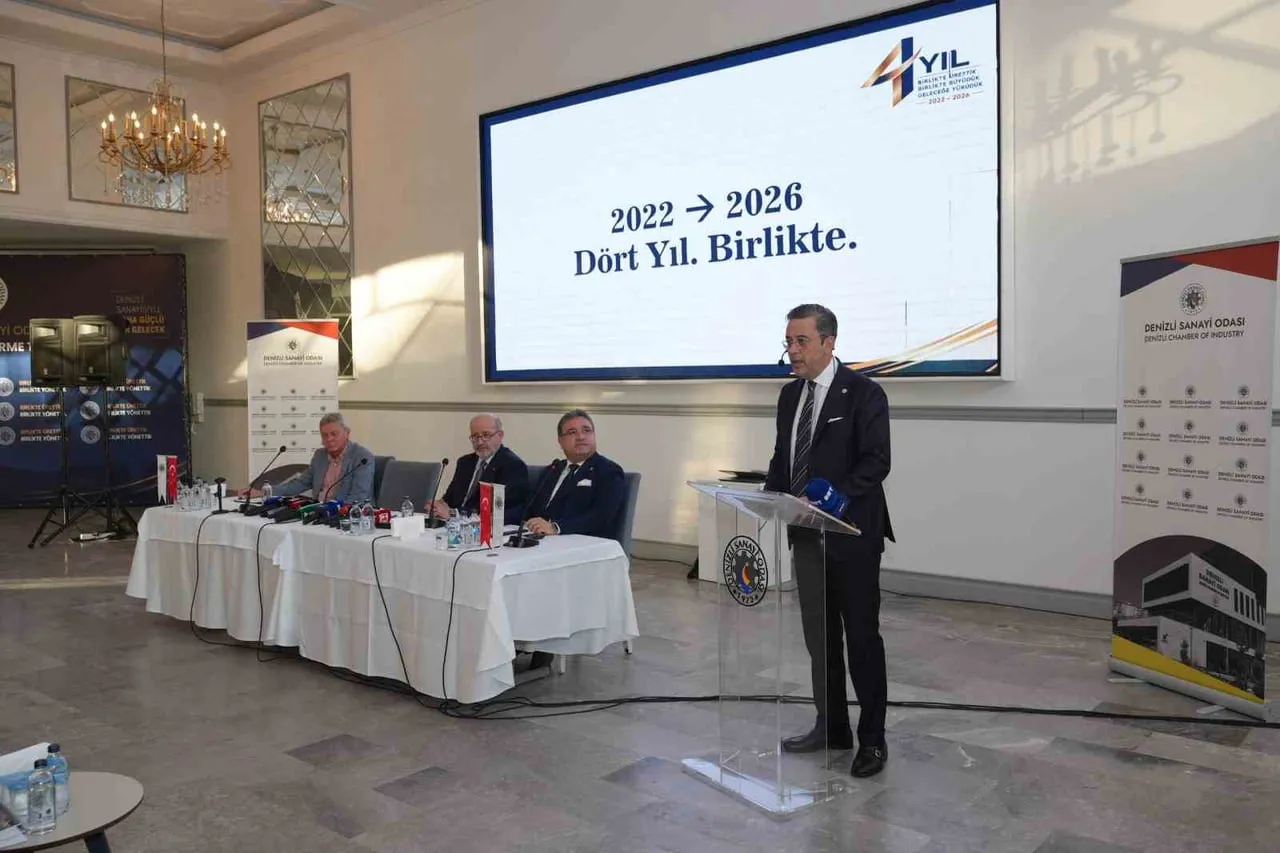 DENİZLİ SANAYİ ODASI, 2022-2026 ÇALIŞMA DÖNEMİNİ DÜZENLENEN DEĞERLENDİRME TOPLANTISIYLA TAMAMLADI....
