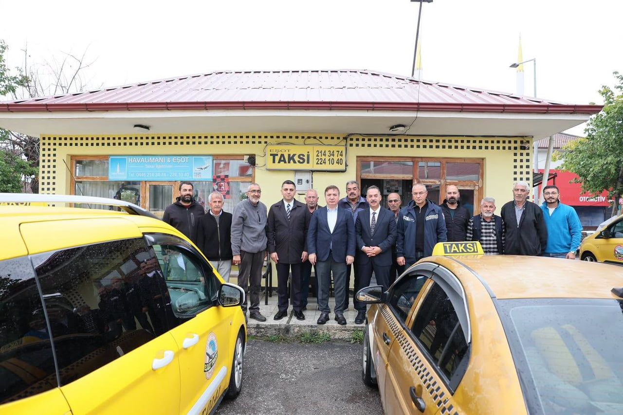 VALİ AYDOĞDU’DAN TAKSİCİ ESNAFINA ZİYARET