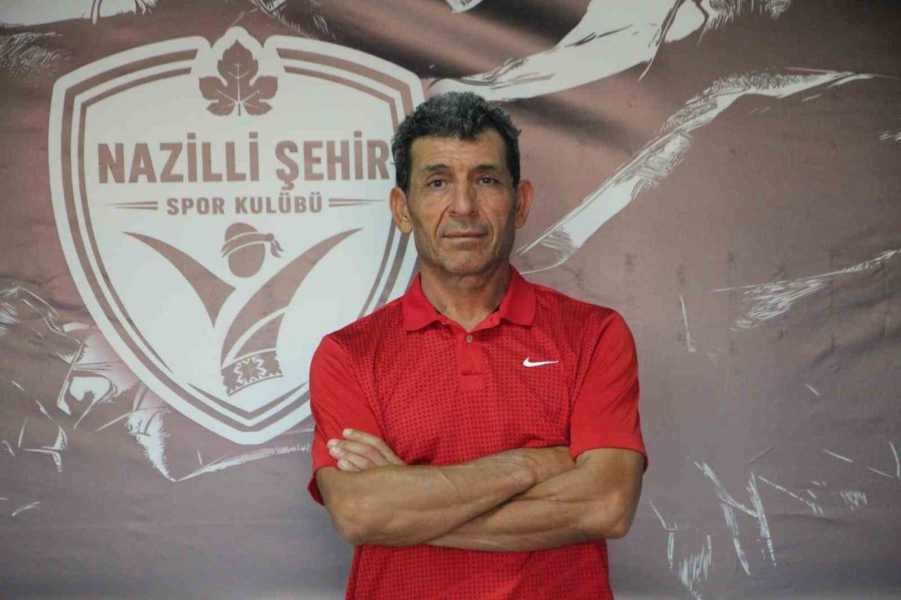 AYDIN SÜPER AMATÖR LİG’DE MÜCADELE EDECEK NAZİLLİ ŞEHİR SPOR, 55 YAŞINDAKİ TECRÜBELİ TEKNİK ADAM...