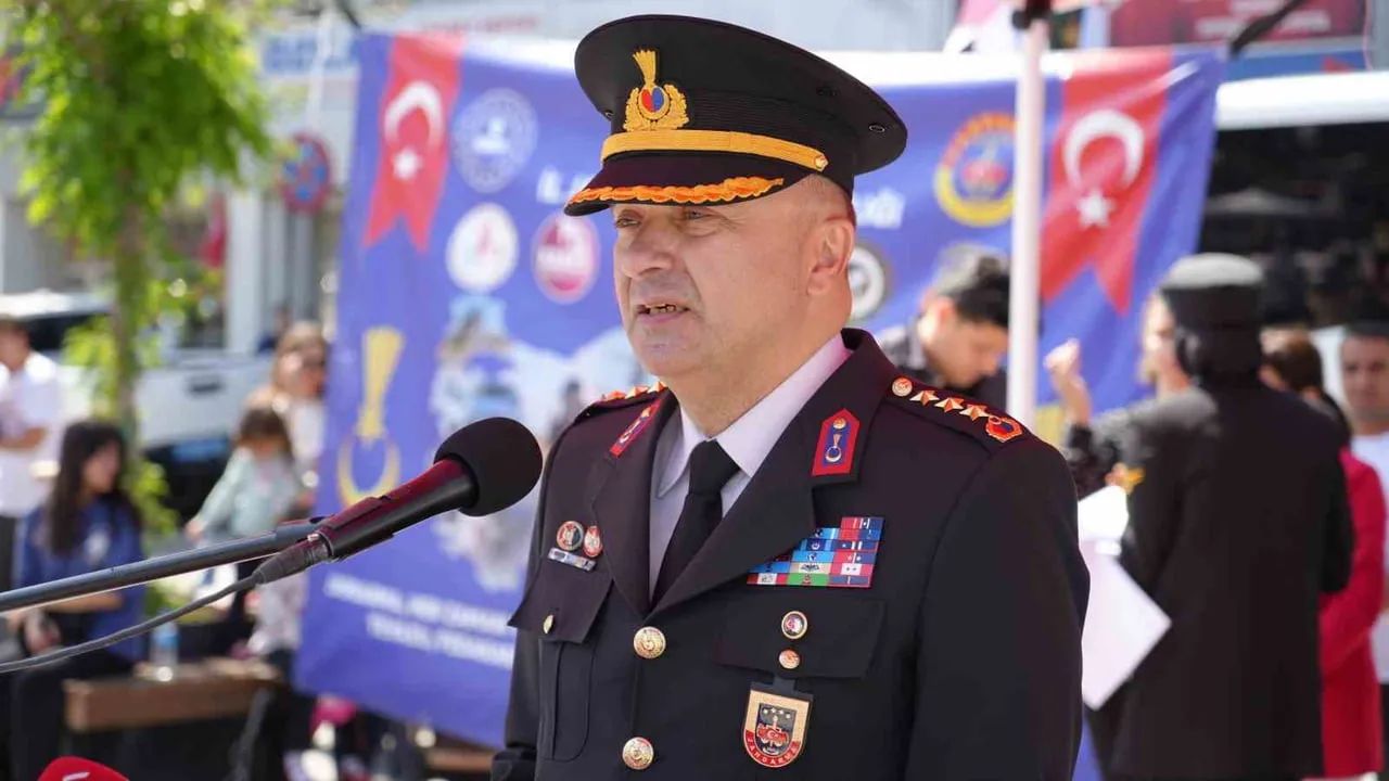 İL JANDARMA KOMUTANI KIDEMLİ ALBAY MEHMET BALCI, JANDARMA GENEL KOMUTANLIĞI EMRİNE ATANDI.
