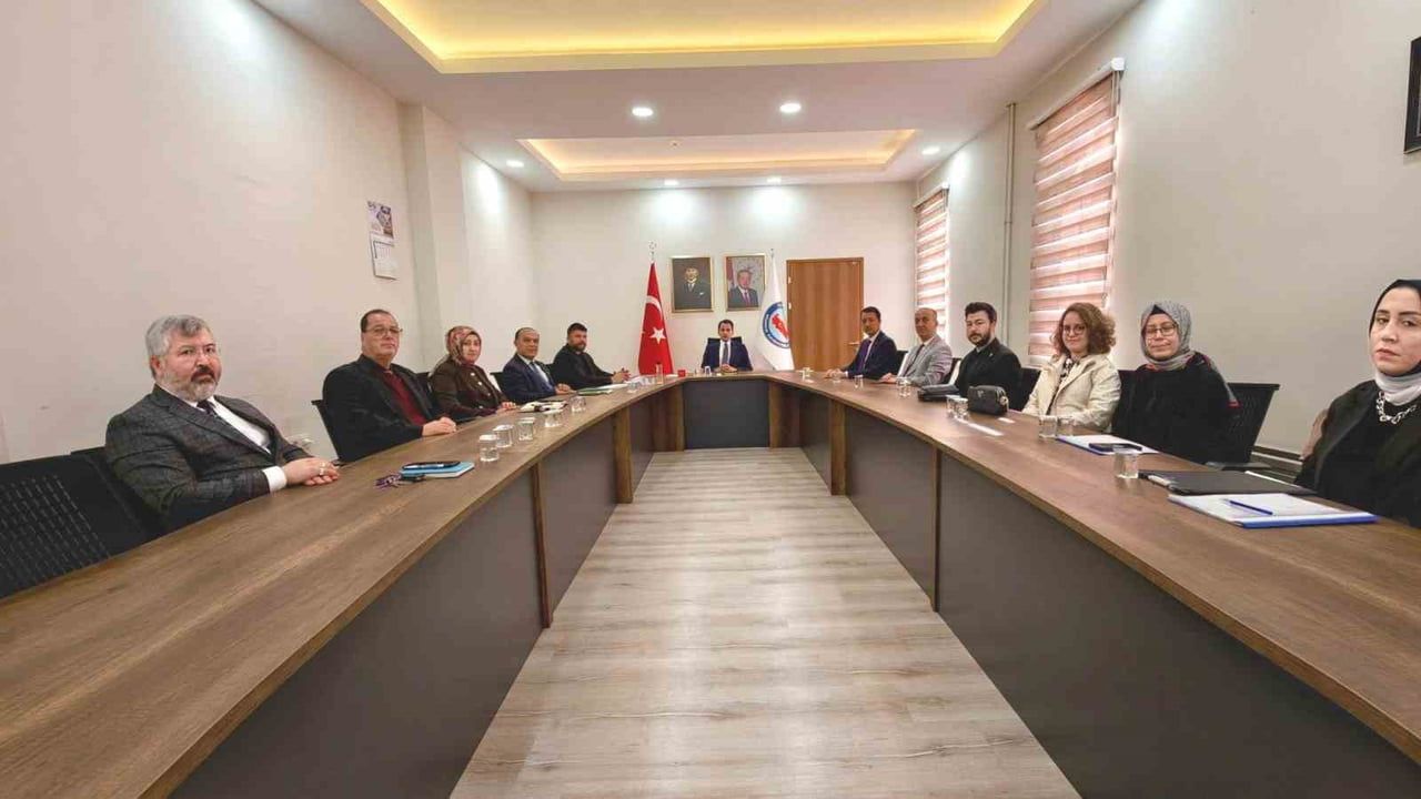 HİSARCIK’TA ÇOCUK KORUMA VE KADINA YÖNELİK ŞİDDETLE MÜCADELE TOPLANTISI