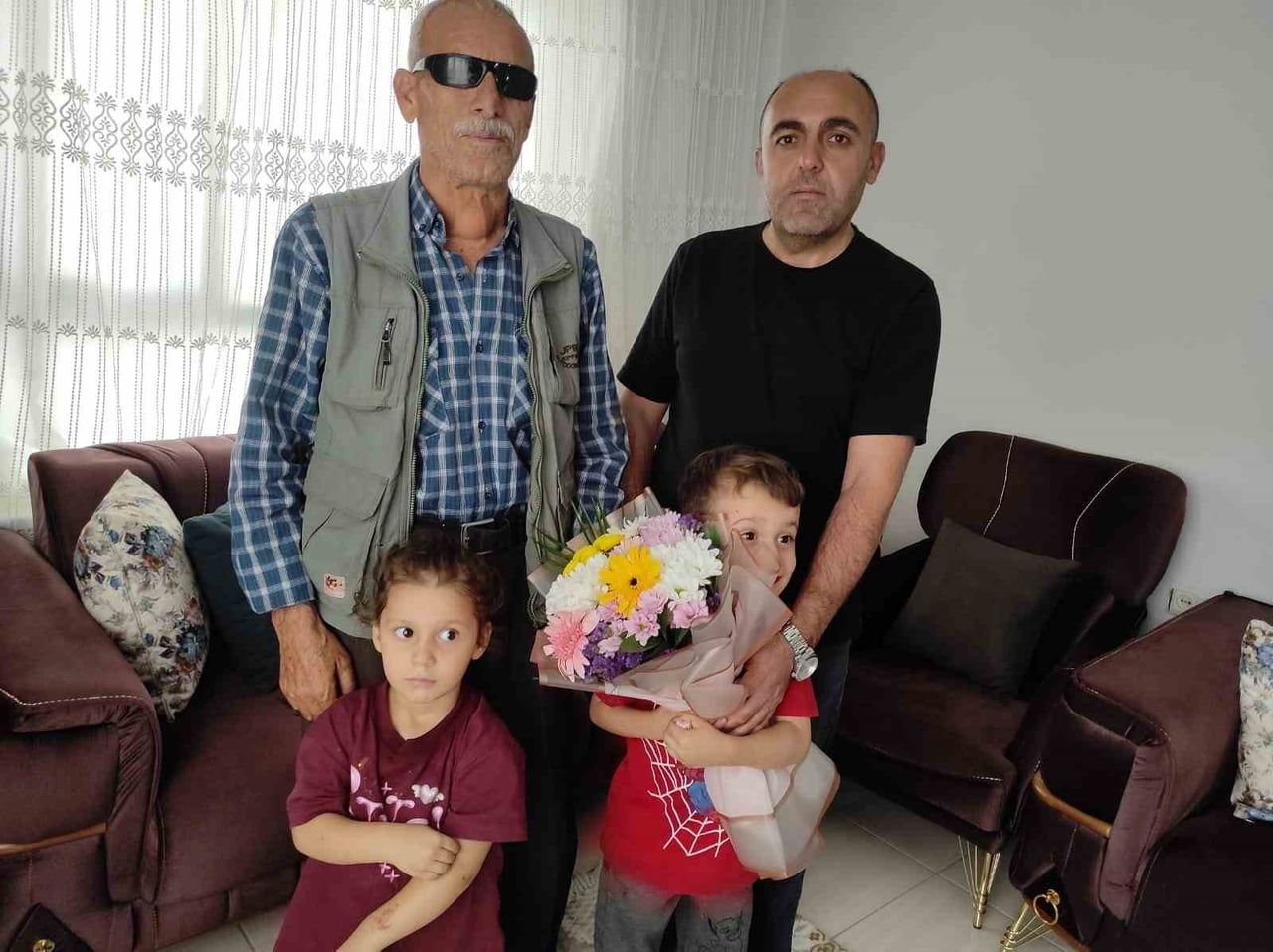 BATMAN’IN SASON İLÇESİNDE YAŞAYAN GAZİ SERVET ÇİFTÇİ, 32 YIL ÖNCE TERÖRLE MÜCADELE KAPSAMINDA...
