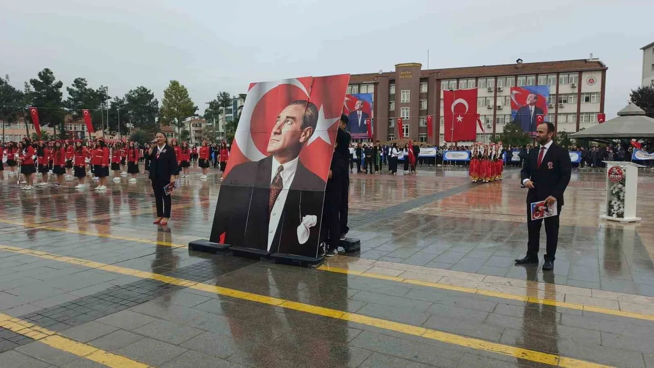 SAMSUN’UN BAFRA İLÇESİNDE 29 EKİM CUMHURİYET BAYRAMI’NIN 103’ÜNCÜ YIL DÖNÜMÜ, 15 TEMMUZ DEMOKRASİ...