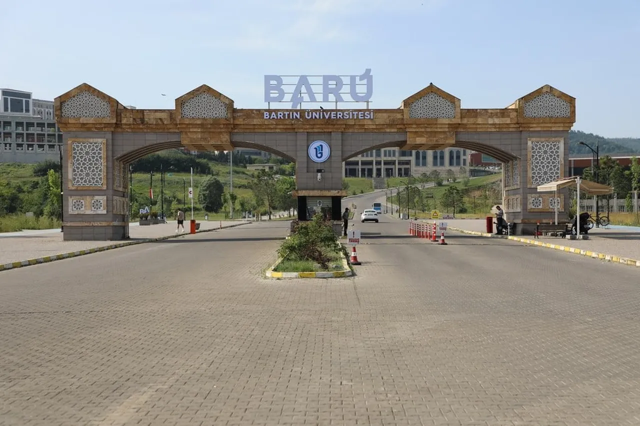 BARTIN ÜNİVERSİTESİNDE (BARÜ) ÇEVRENİN KORUNMASI, DOĞAL KAYNAKLARIN SÜRDÜRÜLEBİLİR KULLANIMI VE...
