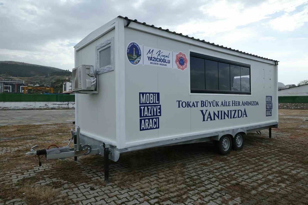 TOKAT BELEDİYESİNE HAYIRSEVER AHMET GÖVDELİ TARAFINDAN BAĞIŞLANAN MOBİL TAZİYE ARACIYLA...