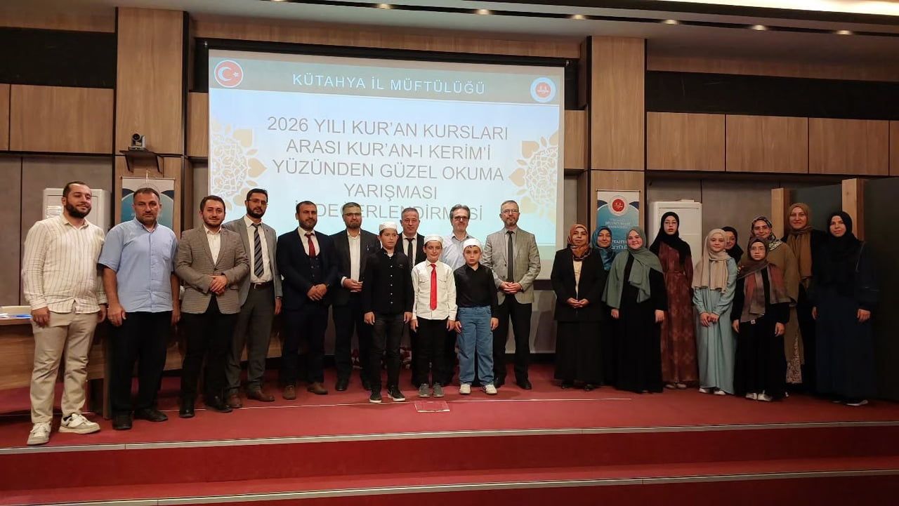 KÜTAHYA'DA 'KUR'AN-I KERİM'İ GÜZEL OKUMA YARIŞMASI' DÜZENLENDİ