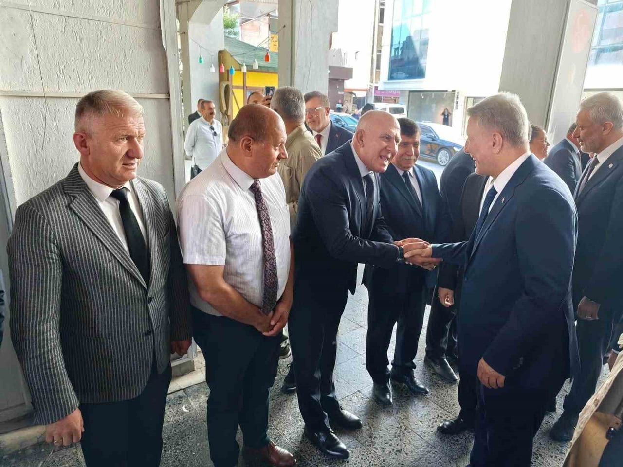 HİSARCIK BELEDİYE BAŞKANI MUSTAFA DEMİRTAŞ, TİCARET BAKANI ÖMER BOLAT'I KARŞILADI