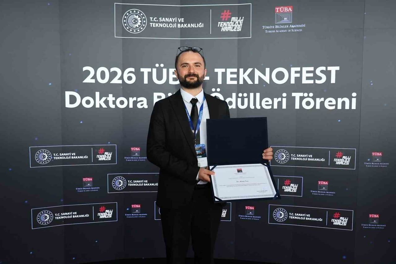 TÜBA-TEKNOFEST DOKTORA BİLİM ÖDÜLLERİ PROGRAMI KAPSAMINDA DÜZCE ÜNİVERSİTESİ FEN EDEBİYAT...