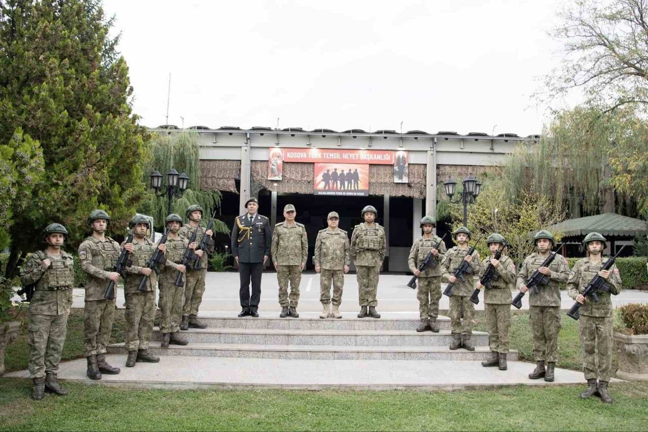 GENELKURMAY BAŞKANI ORGENERAL SELÇUK BAYRAKTAROĞLU, KOSOVA’DA SULTAN MURAT KIŞLASI/PRİZREN’DE...