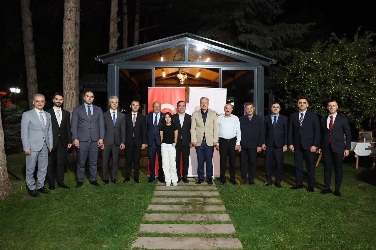 ERZİNCAN BİNALİ YILDIRIM ÜNİVERSİTESİ (EBYÜ) REKTÖRLÜĞÜNDEKİ GÖREV SÜRESİ SONA EREN PROF. DR. AKIN...