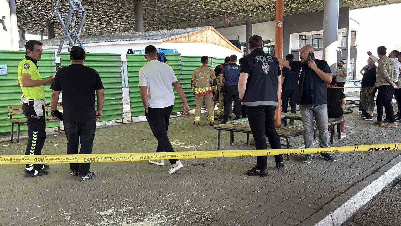 EDİRNE OTOGARI’NDA TİNERLİ BOYA YANGINI: 2 İŞÇİ YARALANDI