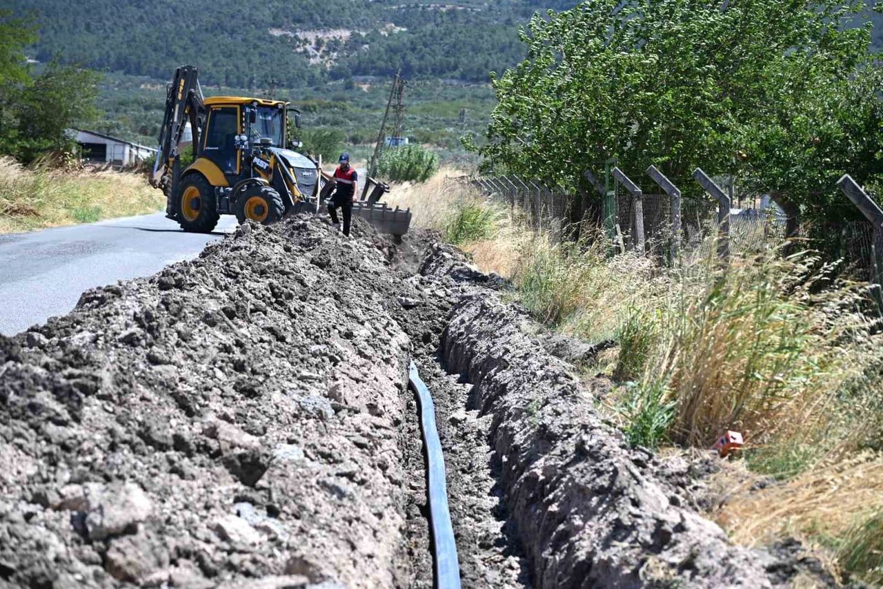 MANİSA’NIN SOMA İLÇESİNE BAĞLI AVDAN MAHALLESİ’NDE YAKLAŞIK 30 YILDIR KULLANILAN ESKİ DEMİR İÇME...