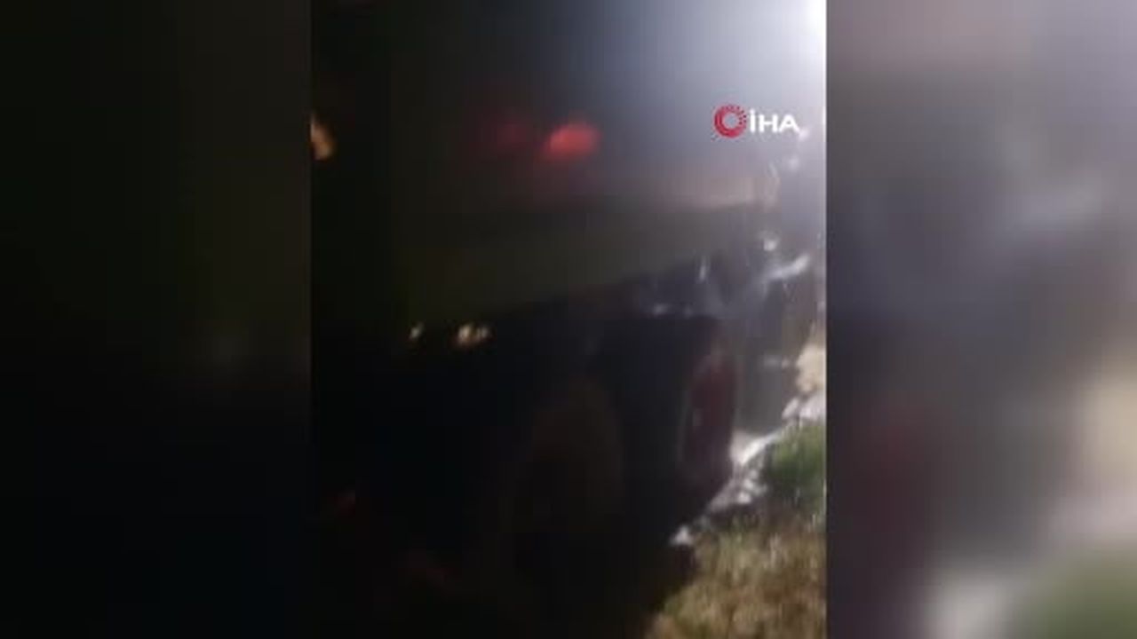 Afyonkarahisar’da balya makinasından çıkan kıvılcım yangına dönüştü