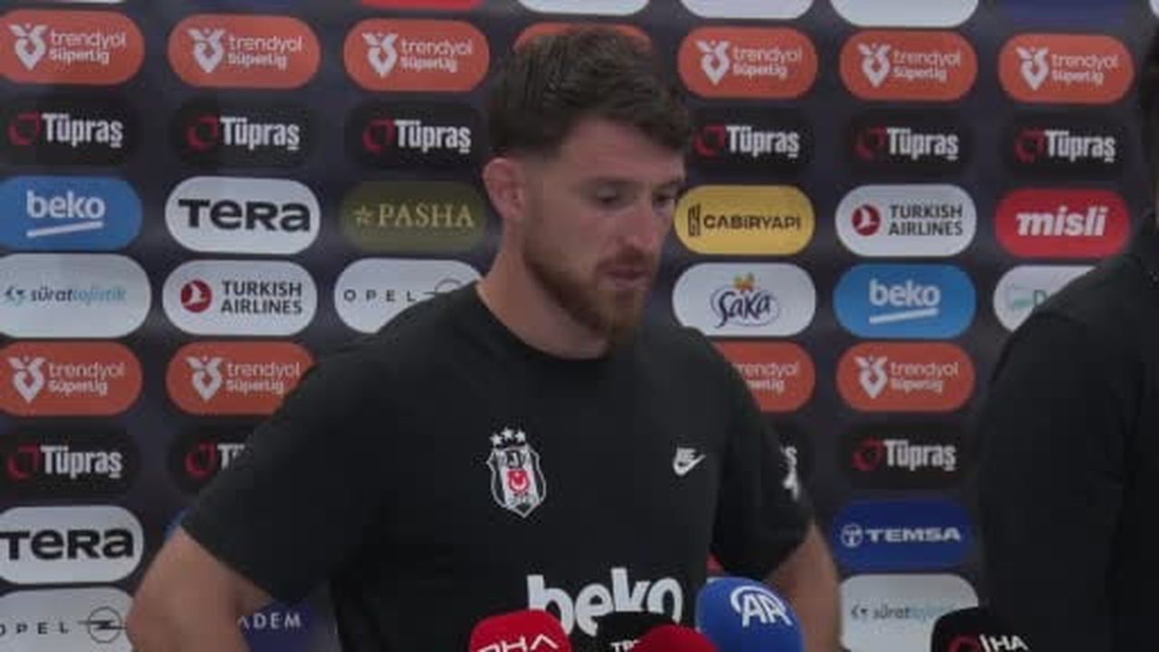 Beşiktaş’ın milli oyuncusu Salih Özcan, sezona galibiyetle başladıkları için mutlu olduklarını...
