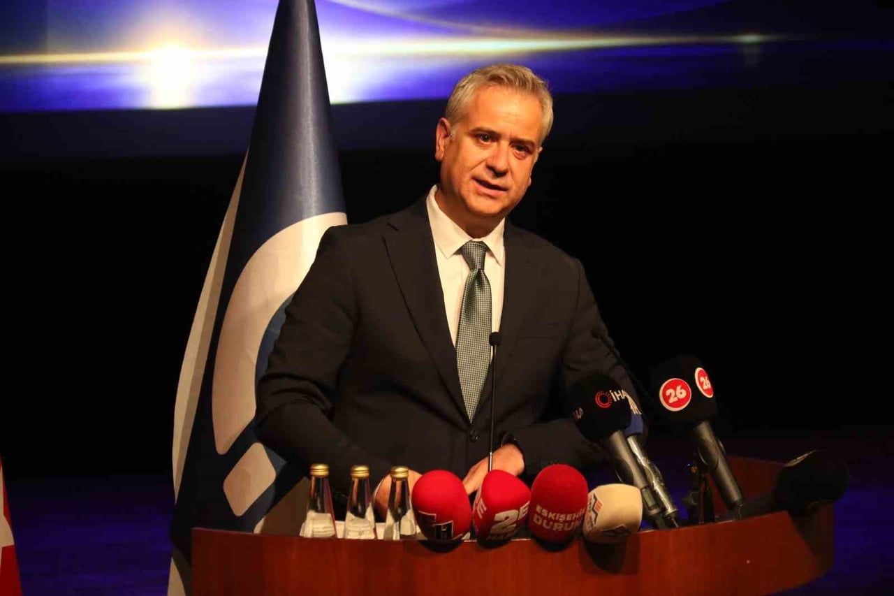 AK PARTİ GENEL BAŞKAN YARDIMCISI PROF. DR. HASAN BASRİ YALÇIN, ANADOLU ÜNİVERSİTESİ'NİN AÇILIŞ...